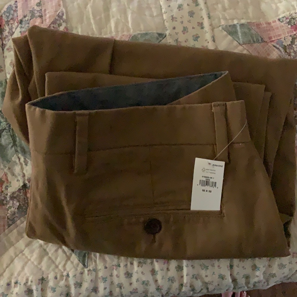 Men’s NWT Old Navy Ultimate Straight Khaki 32x32
